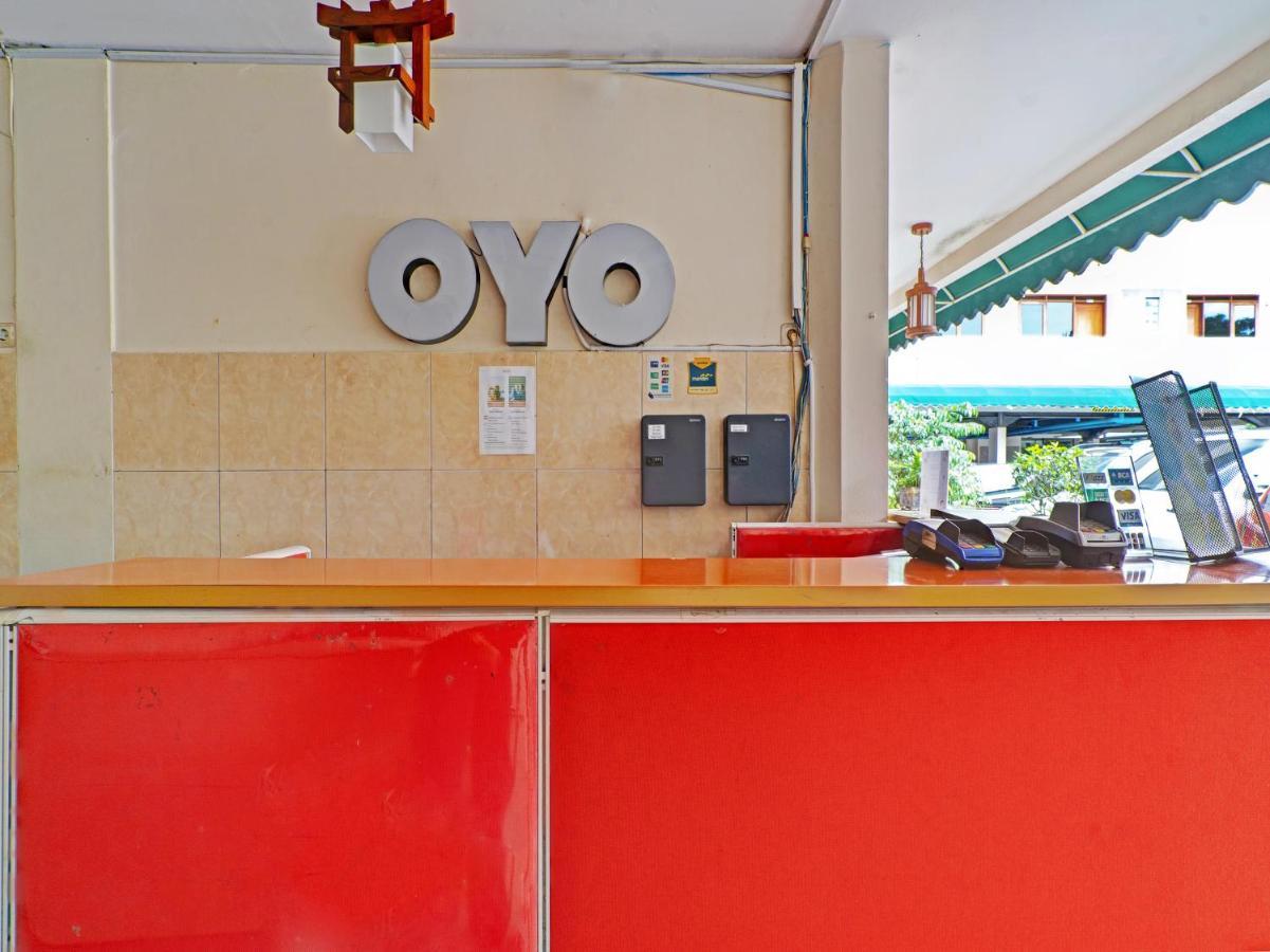 Oyo 1699 Verona Residence Bandung Esterno foto